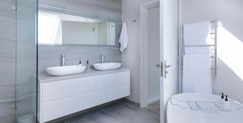 Zo kun je de ruimte in een badkamer optimaal gebruiken
